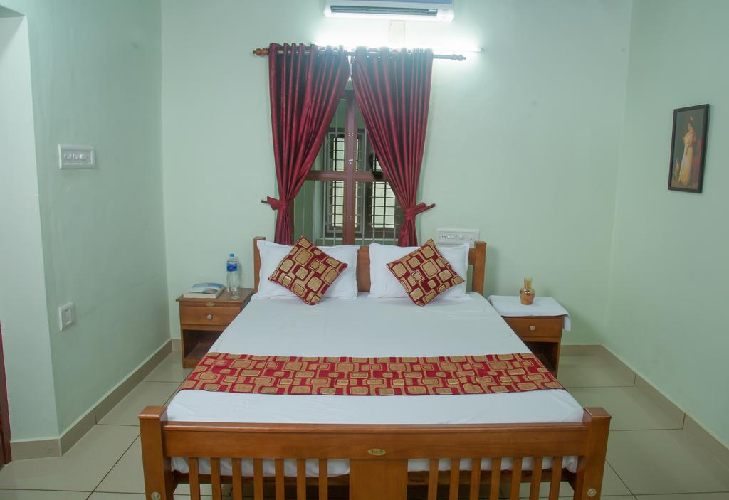 Lake County Heritage Home Kochi Εξωτερικό φωτογραφία